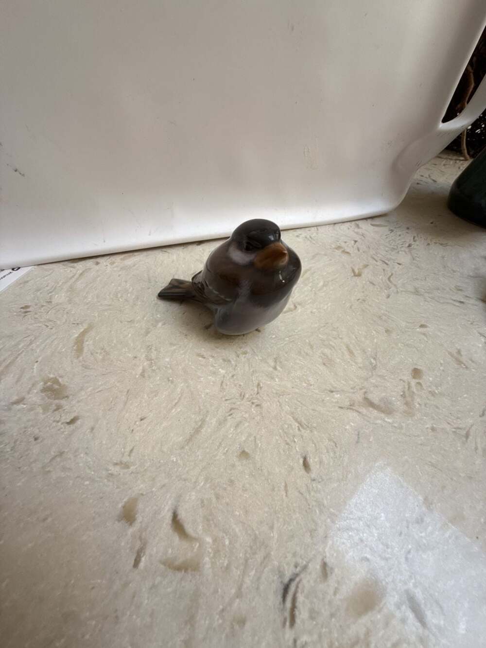 Bing & Grondahl B&G Porcelain Sparrow Bird Figurine Model 1519
